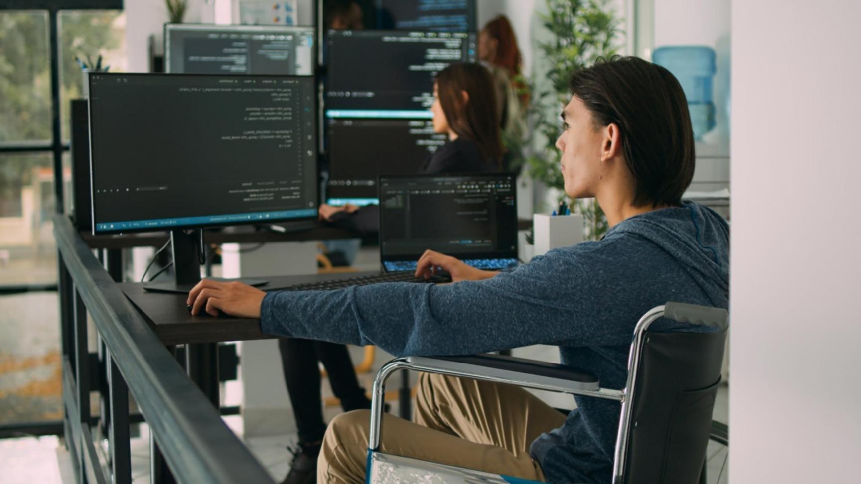 Analyst reviewing traffic attribution report detail